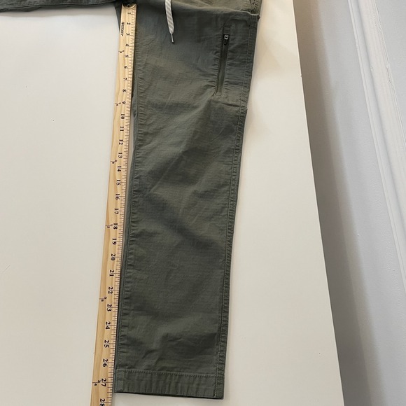 Vuori Womens Ripstop Pants Army Green Size S Organic Cotton Athlesiure Gorpcore - Picture 12 of 12